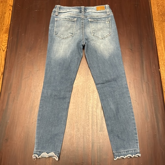 Crown and Ivy girls scalloped edge skinny jeans size 8 - Picture 3 of 5